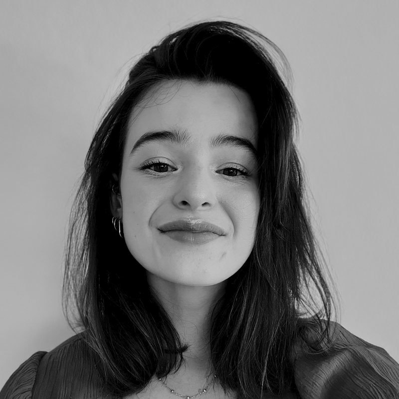 <p><strong>Agata Pielat</strong><br>BSc Arch SUT</p><p>…</p><p>a.pielat@skop-arch.ch</p><p><br></p><p><strong>2026</strong><br>Architektin bei Skop</p><p><strong>2025-26<br></strong>Praktikum bei Merkli Degen Architekten, Zürich</p><p><strong>2024-25</strong></p><p>Junior Architektin bei ER Design, Gliwice</p><p><strong>2022-26<br></strong><span style="font-size: 1.5rem;">Bachelor in Architektur an der Schlesischen Technischen Universität, Gliwice</span></p><p><strong>2003<br></strong><span style="font-size: 1.5rem;">geboren in Lubliniec, Polen</span></p>