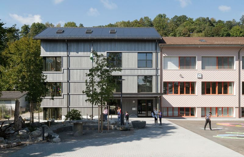 <p>Alt und Neu: selbstverständliches Weiterbauen</p><p>Bild © Simon von Gunten</p>